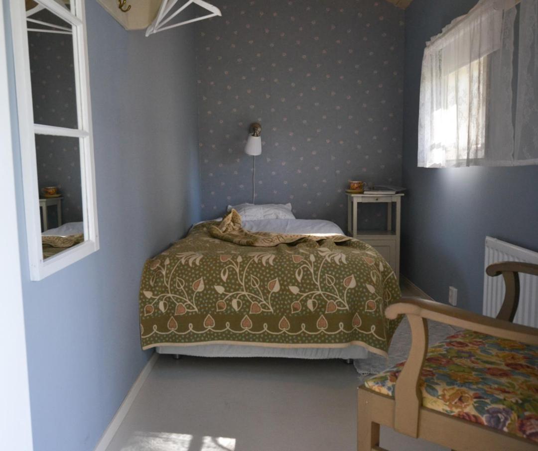 Bull-August Gard Vandrarhem/Hostel Arholma Экстерьер фото